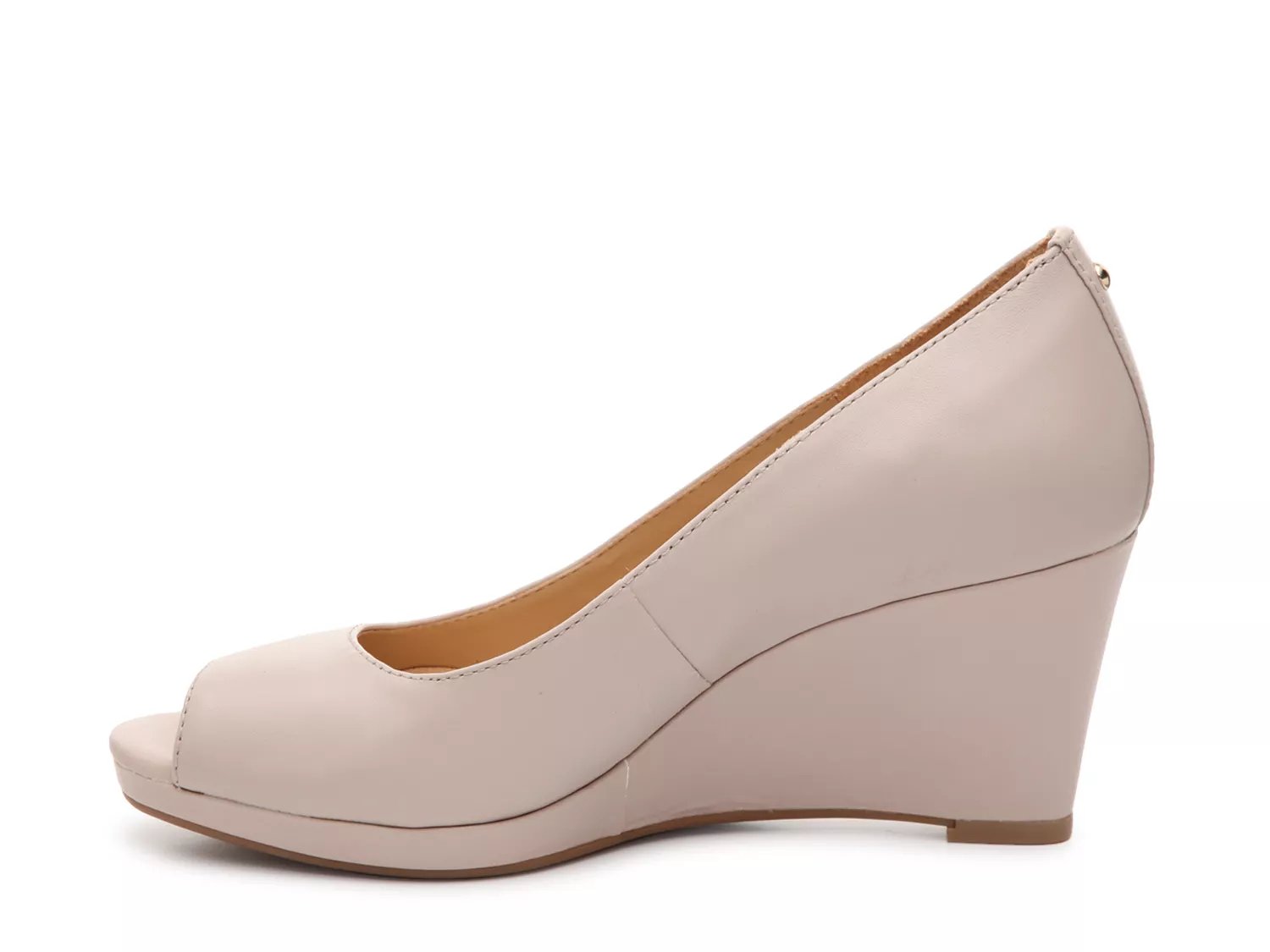 naturalizer sienna wedge pump