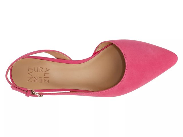 Naturalizer Banks Pump
