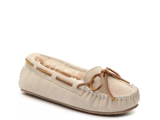 Minnetonka cally slipper outlet