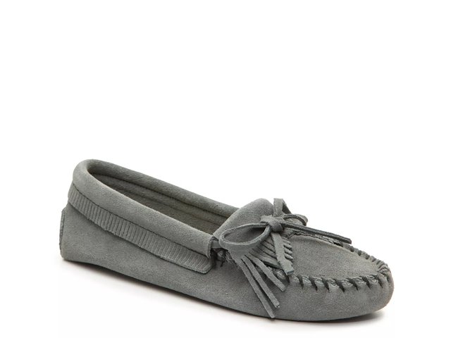 Minnetonka Kilty Soft Sole Moccasin