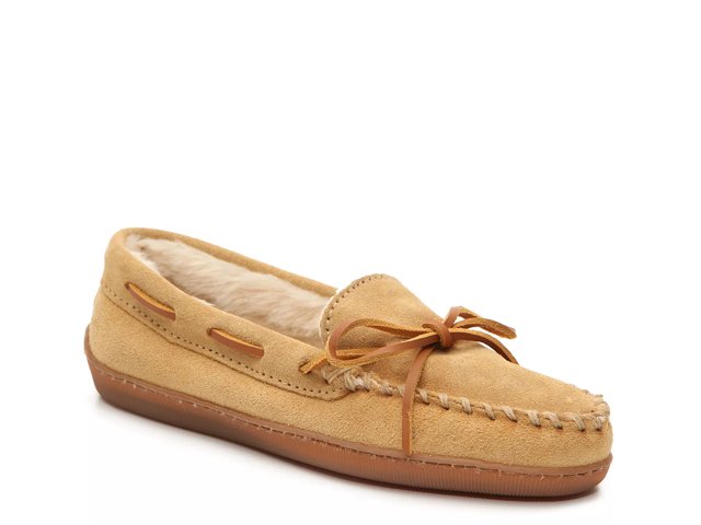 Minnetonka Pile Lined Hard Moccasin Slipper - Free Shipping | DSW