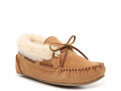 Minnetonka women's discount chrissy slipper bootie