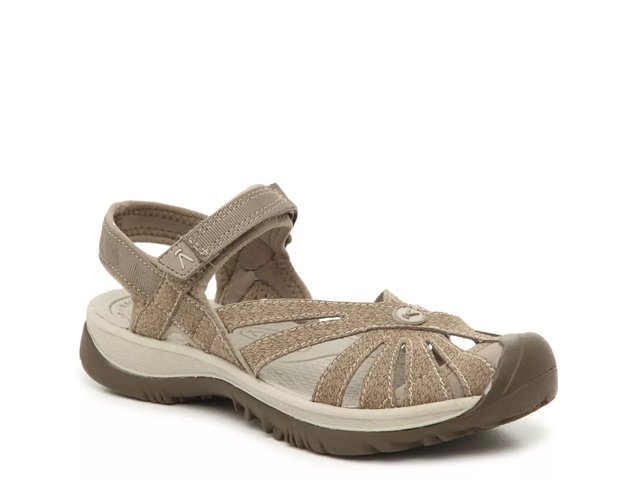 Dsw keen sandals hotsell