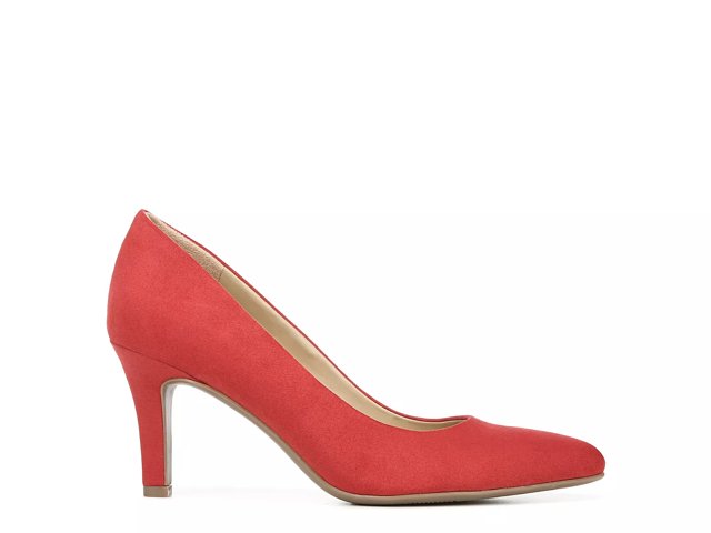 naturalizer evie pump