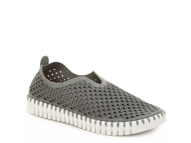 Ilse Jacobsen Tulip Slip-On Sneaker - Free Shipping | DSW