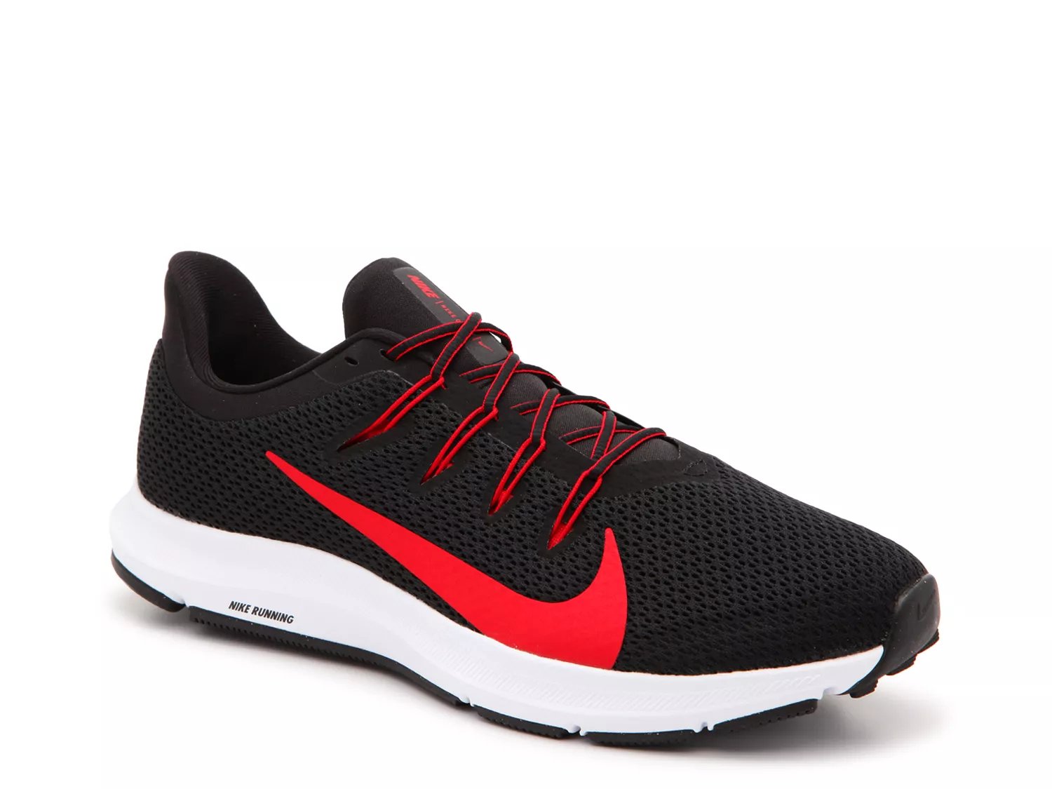 nike quest 2 running trainers