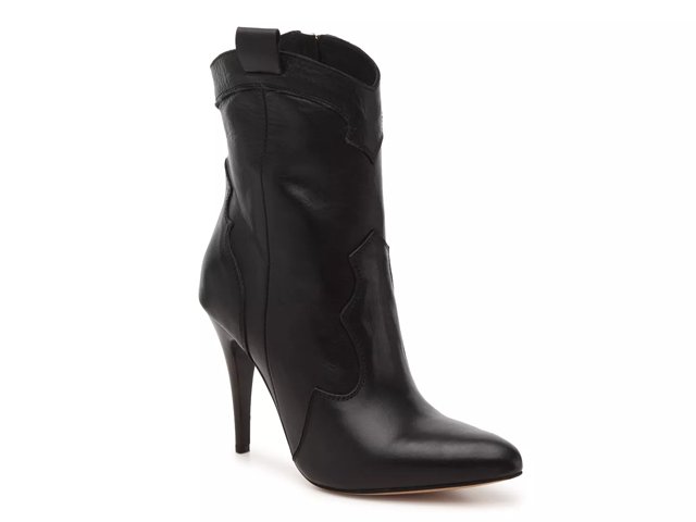 Charles david deals kimberly boot