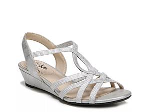 Dsw store silver wedges