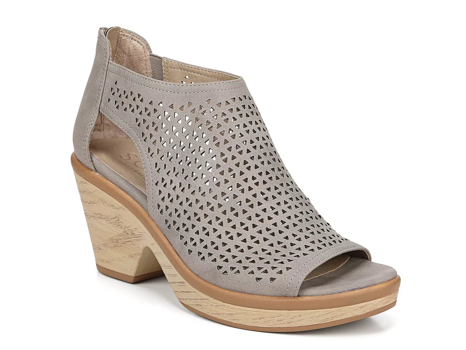 naturalizer fayth bootie