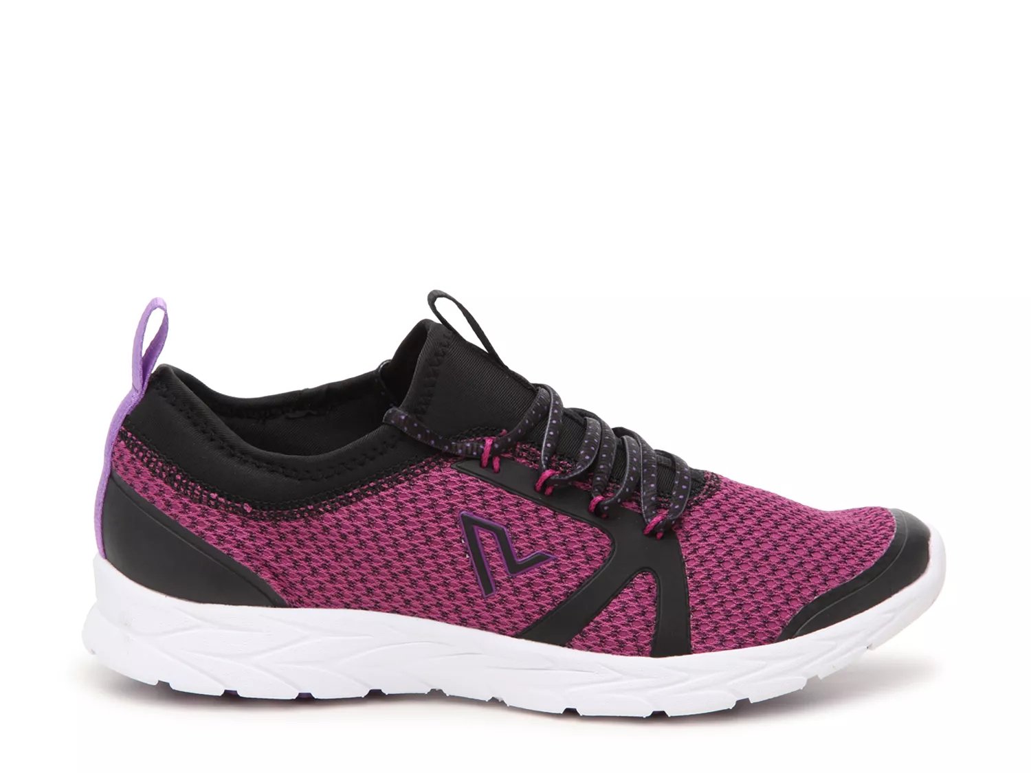 shoes for brisk walking