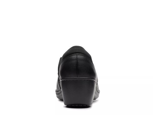Clarks grasp chime store