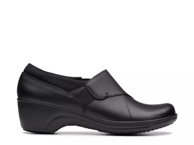 Are clarks shoes slip resistant clearance