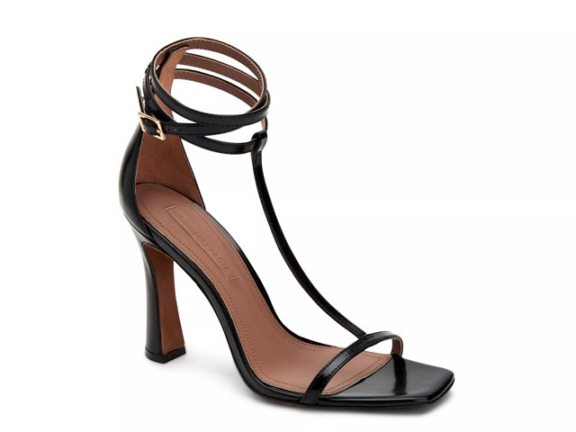 Bcbg top ina sandal