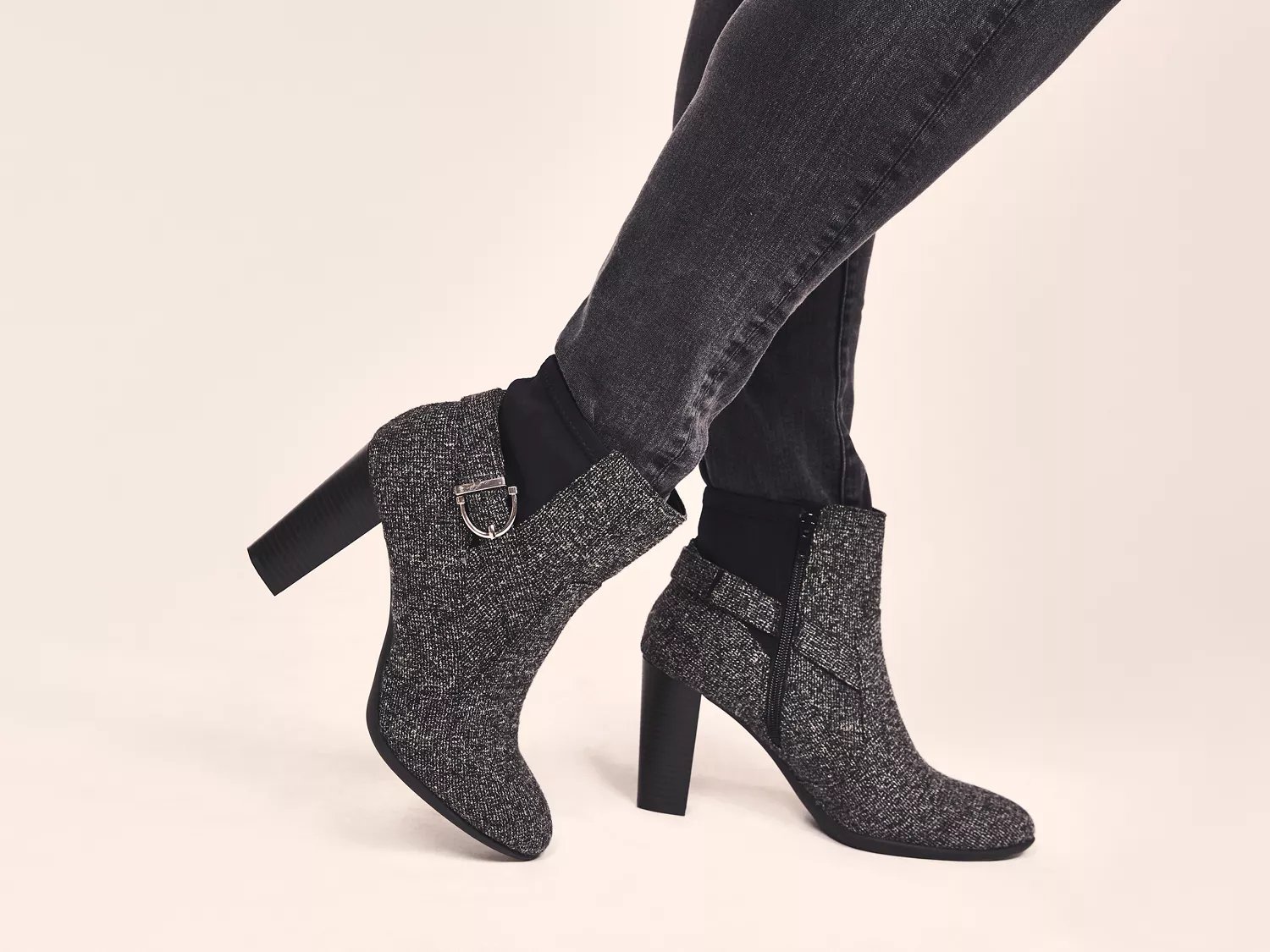 larix bootie