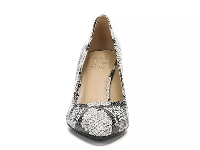naturalizer evie pump