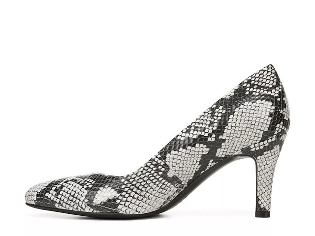 naturalizer evie pump