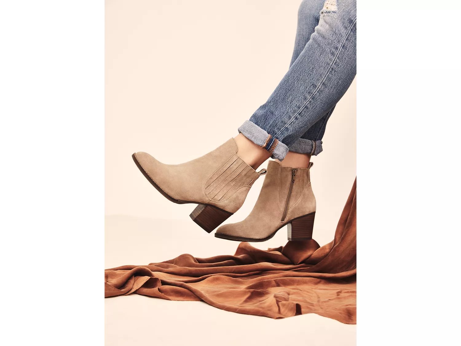 dsw crown vintage booties