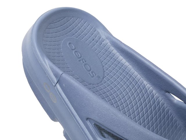 Oofos dsw store
