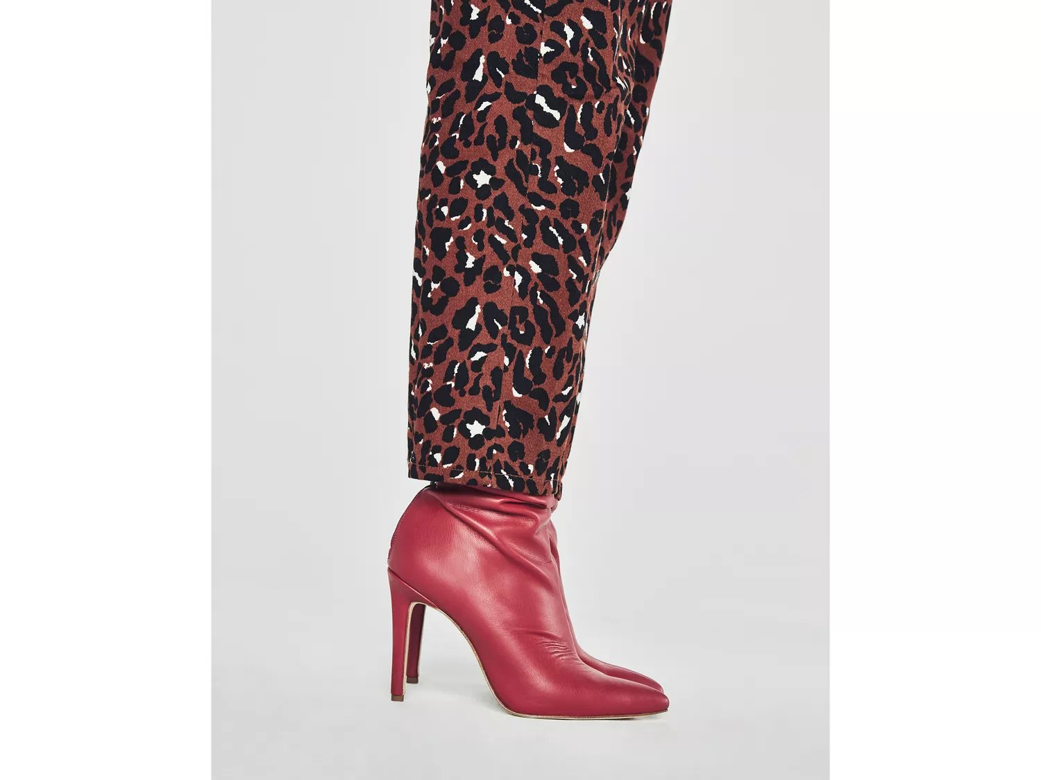 jessica simpson lesley bootie