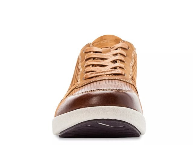 lv sneaker time out