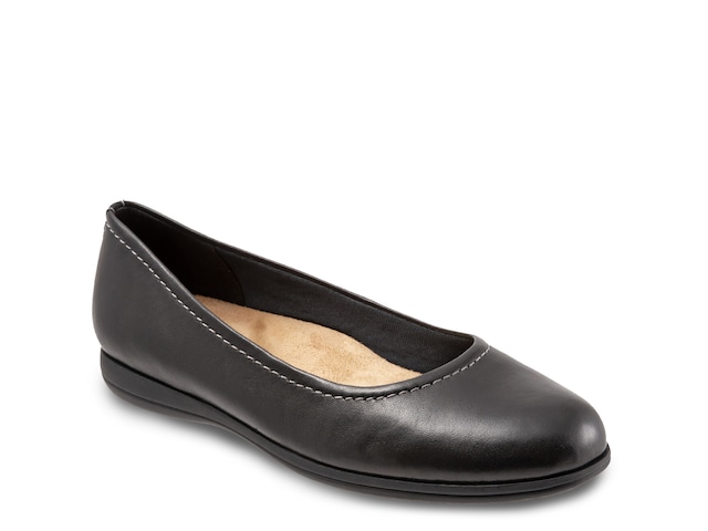 Trotters Darcey Flat - Free Shipping | DSW