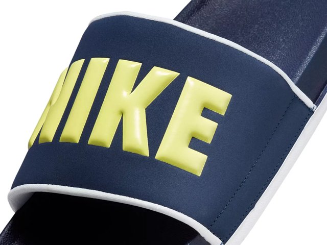 Nike discount sandals dsw