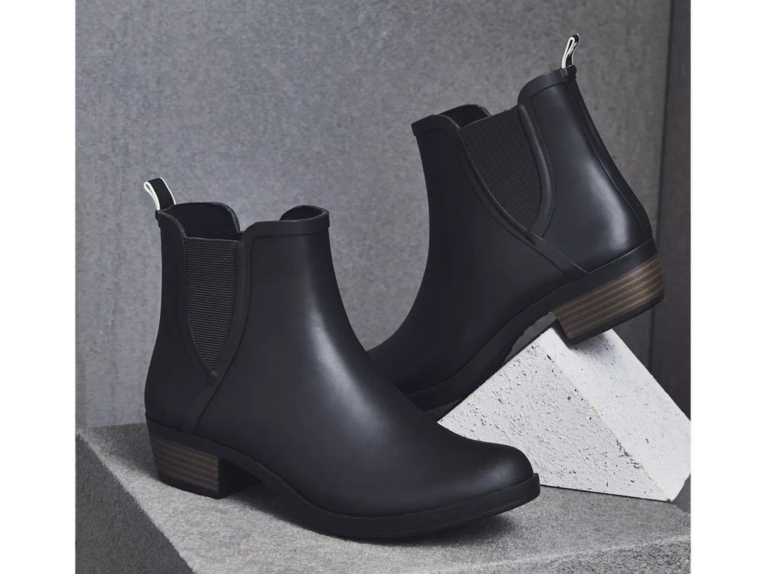 lucky brand bunita rain boot