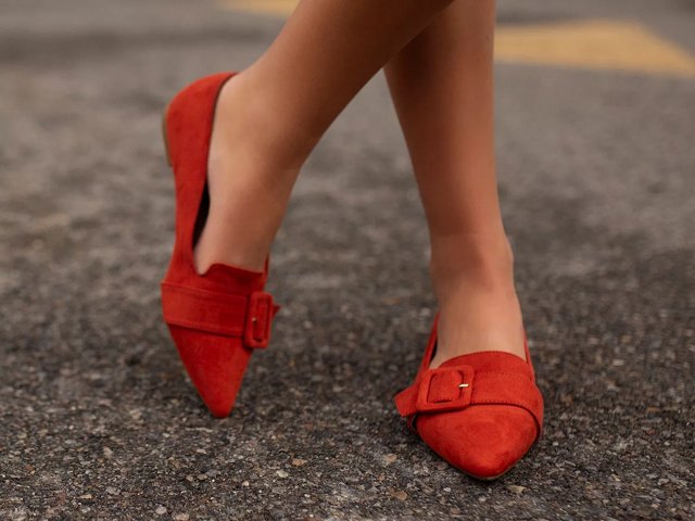 Journee Audrey Loafer