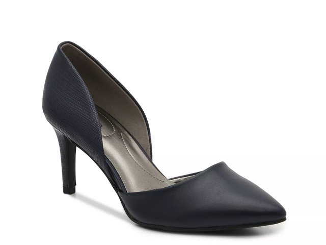 Bandolino shop sandals clearance
