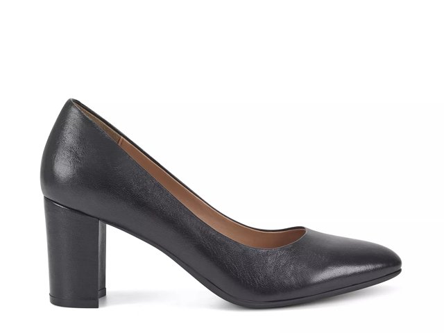 Dsw black block heel pumps 2025
