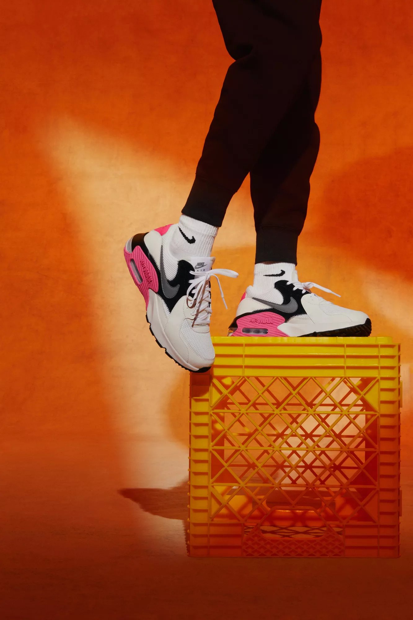 women's air max excee sneaker