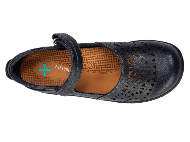 Baretraps Jennings SlipOn DSW