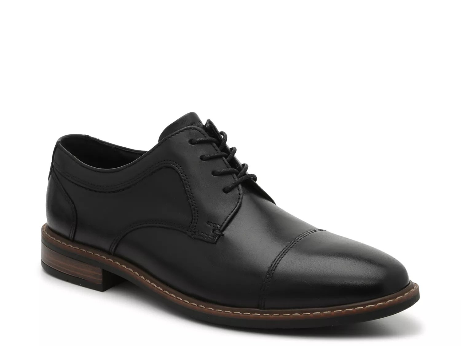 clarks tilden cap toe oxford