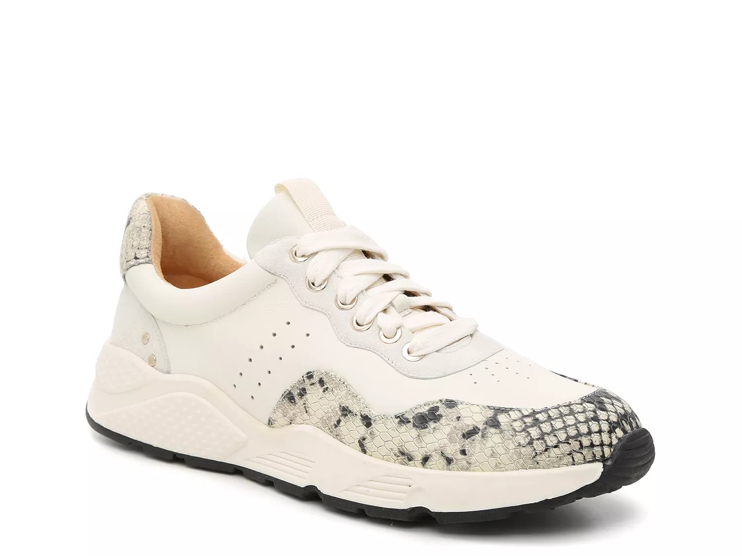 joie tennis shoes