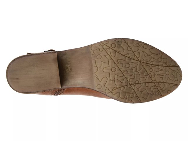 journee signature rachelle bootie