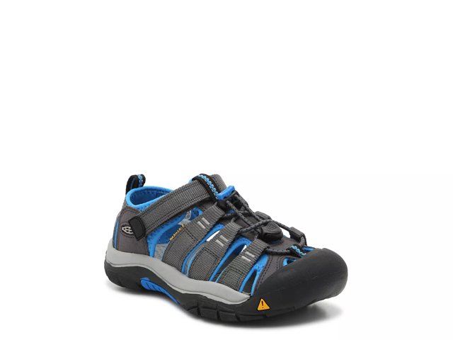 Dsw newport deals