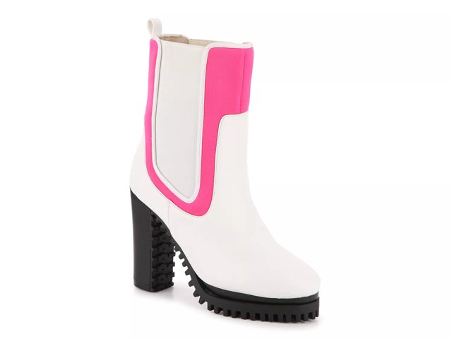 Penny Loves Kenny Fargo 10 Women s White