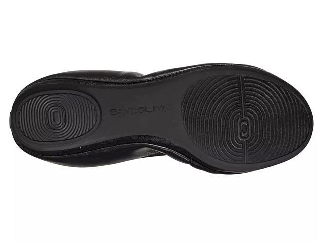 Bandolino hotsell flats dsw
