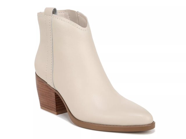 Naturalizer fairmont bootie on sale