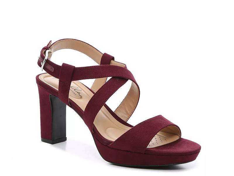 dsw red block heels