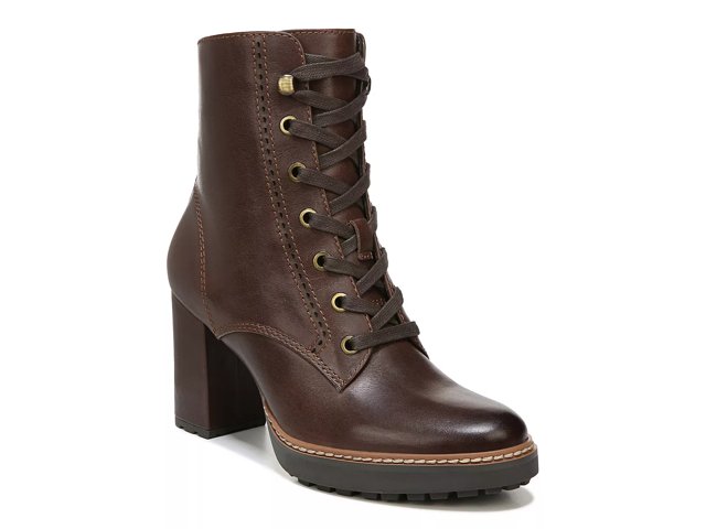 Naturalizer hotsell callie boots