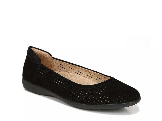 naturalizer flexy flat