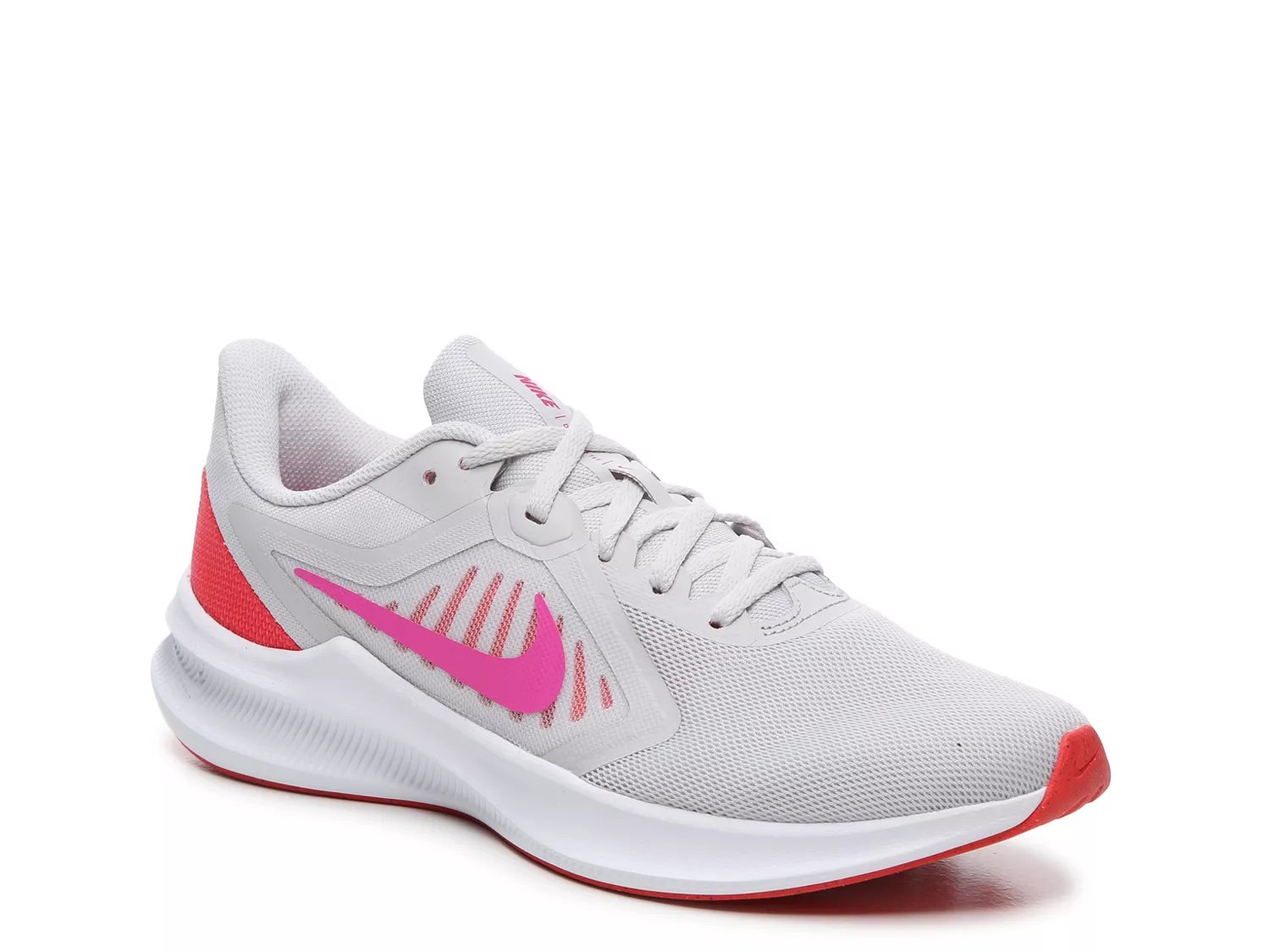 womens nike shoes on sale near me