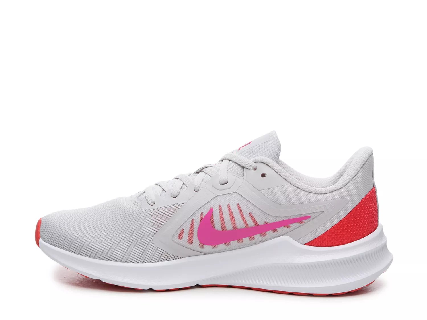 women's downshifter 10 running sneakers