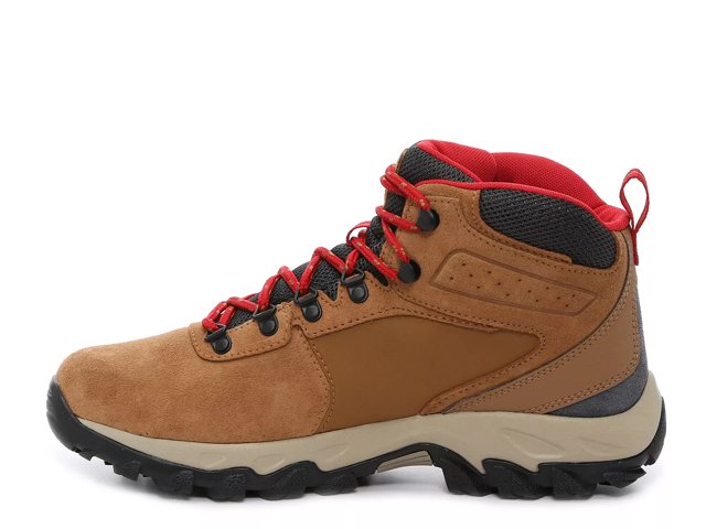 Columbia waterproof best sale hiking boots