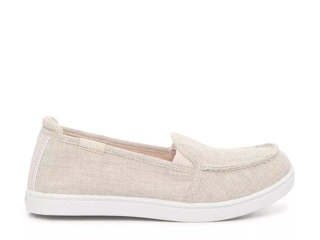 Roxy Minnow Slip On Sneaker