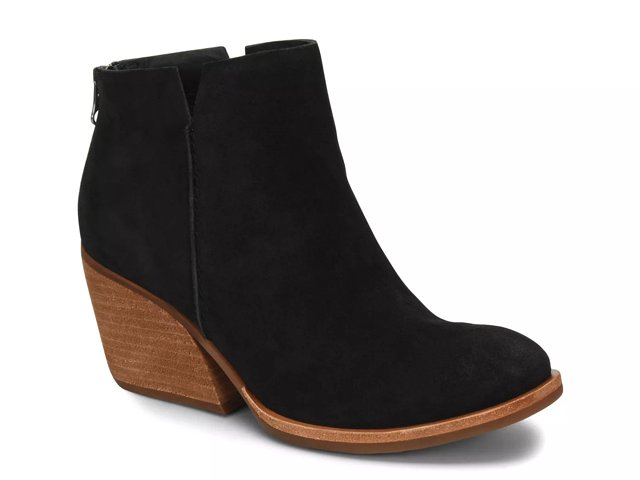 Dsw black store suede booties