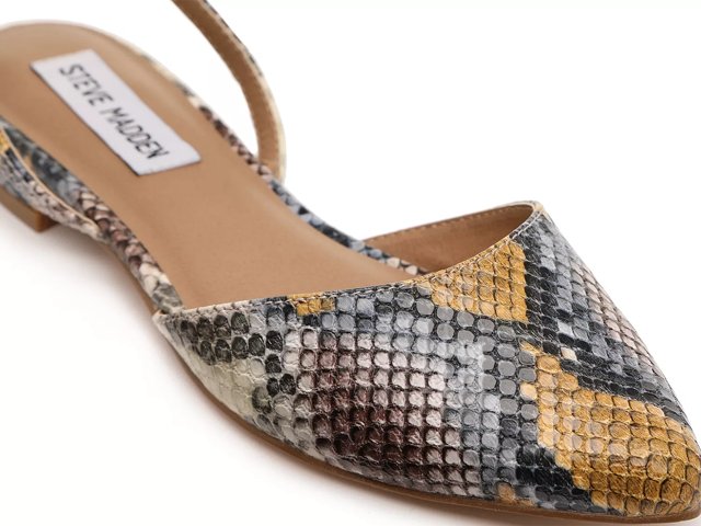 steve madden leeam flat