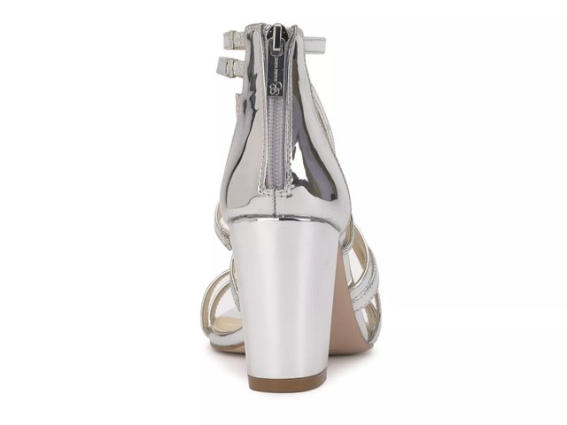 Jessica simpson stassey glitter strappy block heel discount sandals