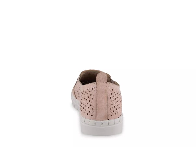 Easy Street Fresh Slip-On Sneaker